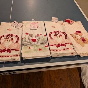 Valentine's Day Kitchen Towel Set Bundle Deal @// 5 Sets $25